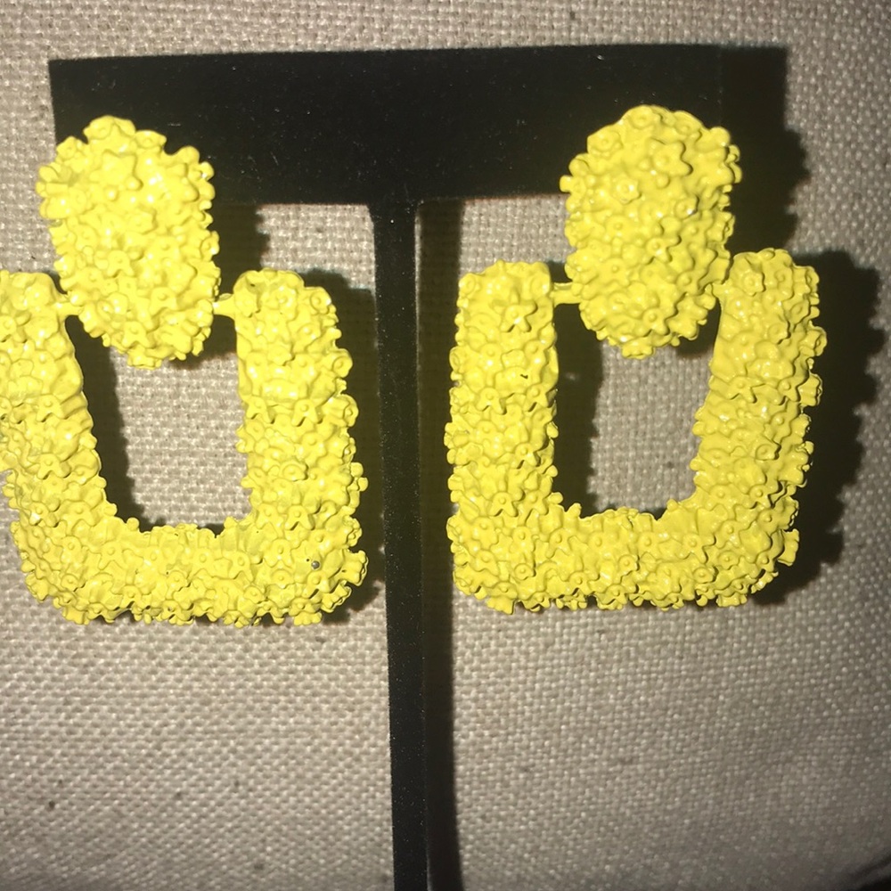 New Yellow Fashion pierced earrings
